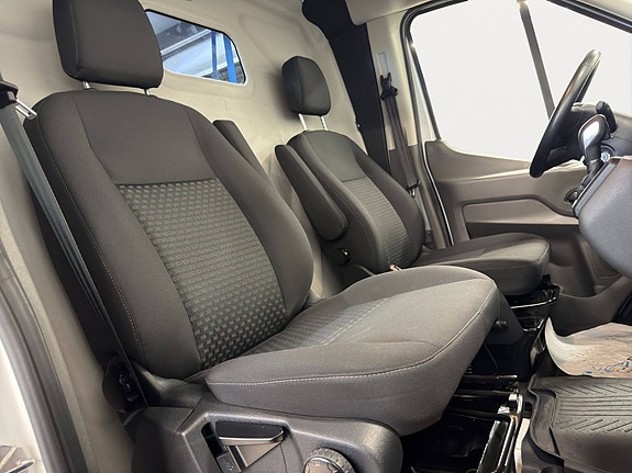 Ford Transit 25 of 30