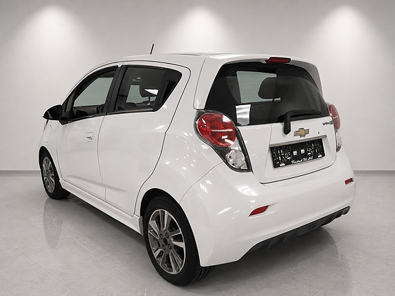 Chevrolet Spark 4 of 30