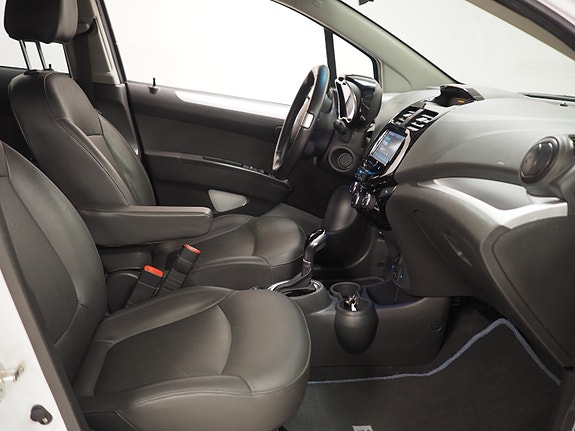 Chevrolet Spark 9 of 30