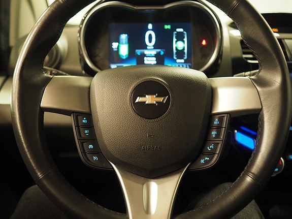 Chevrolet Spark 13 of 30