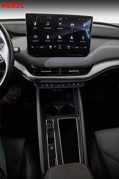 Skoda Enyaq 10 of 30