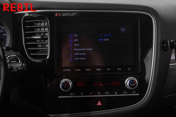 Mitsubishi Outlander 16 of 24