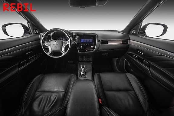 Mitsubishi Outlander 11 of 24