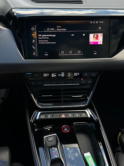 Audi e-tron GT 29 of 30