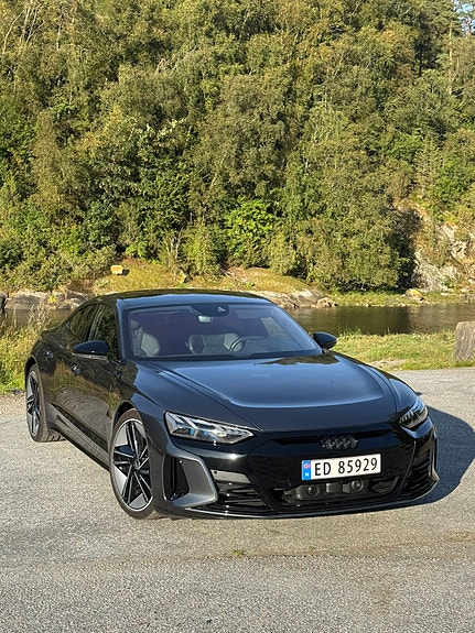 Audi e-tron GT 7 of 30
