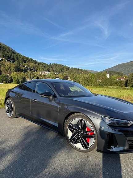 Audi e-tron GT 5 of 30