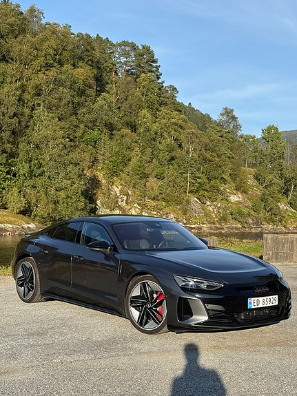 Audi e-tron GT 6 of 30