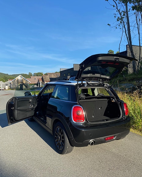 MINI Cooper 7 of 14