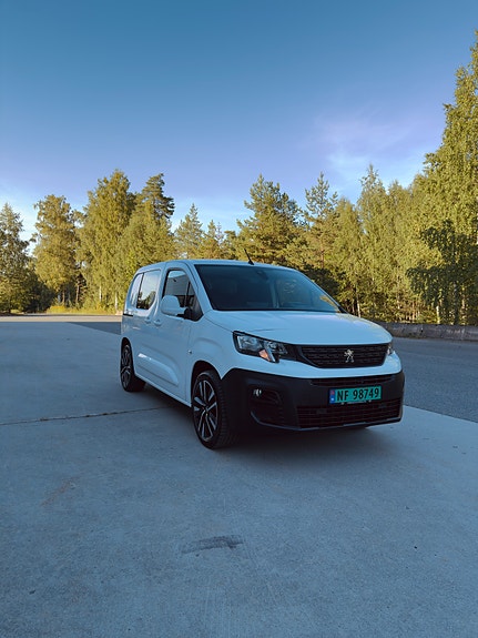 Peugeot Partner 9 of 17
