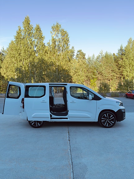 Peugeot Partner 5 of 17