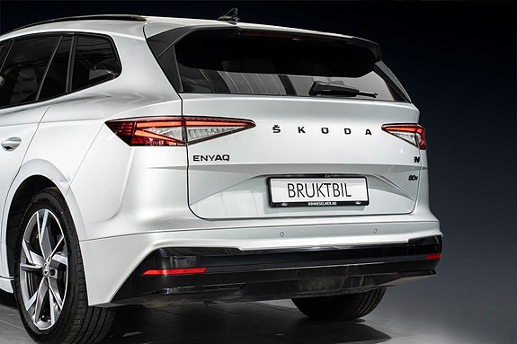 Skoda Enyaq 7 of 30