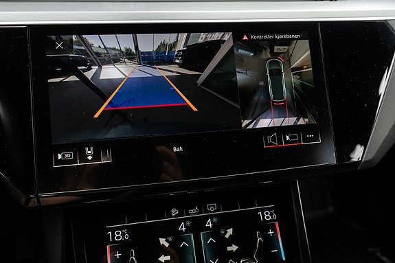 Audi e-tron 25 of 29