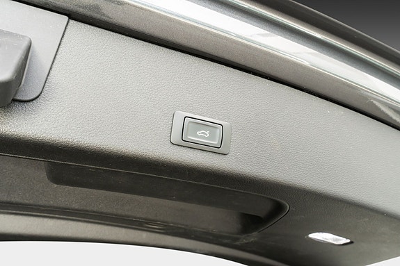 Audi e-tron 18 of 29
