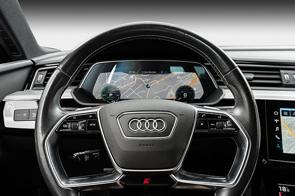 Audi e-tron 19 of 29