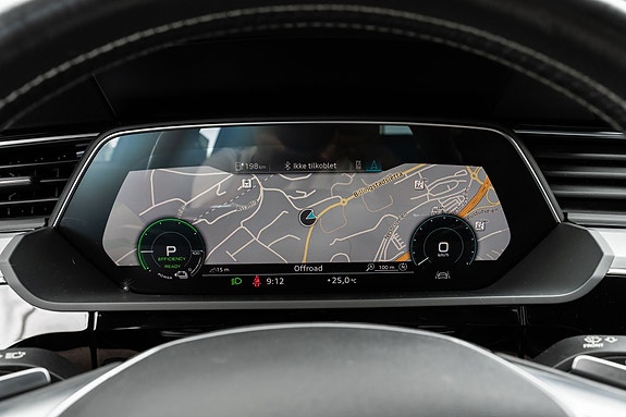 Audi e-tron 21 of 29