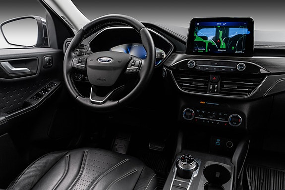 Ford Kuga 11 of 26