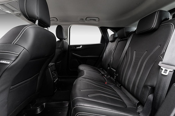 Ford Kuga 16 of 26