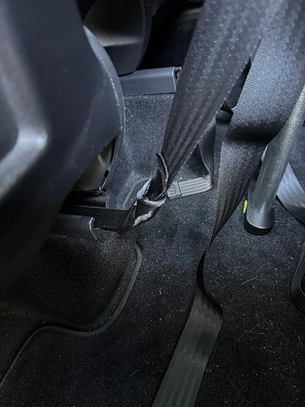 Tesla Model Y 10 of 14