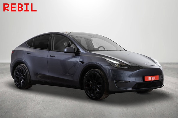 Tesla Model Y 4 of 27