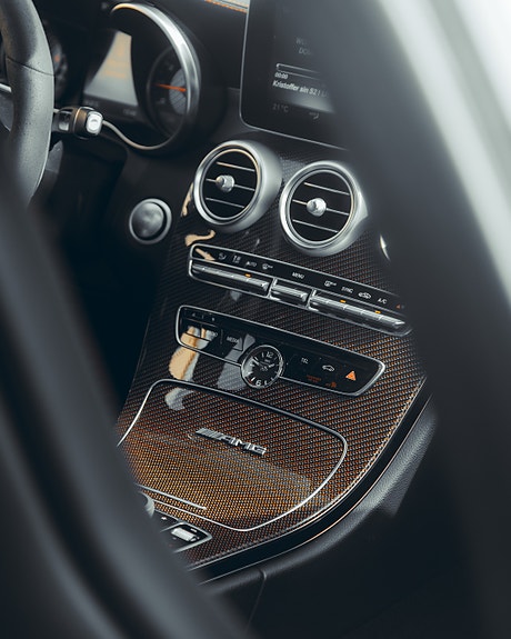 Mercedes-Benz C63 15 of 17