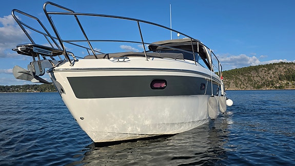 Bavaria 32 Sport 2013 - Meget godt utstyrt - Volvo Penta D6 330 - Velholdt 5 of 30