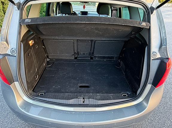Opel Meriva 24 of 26