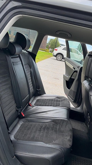 Volkswagen Passat 10 of 22