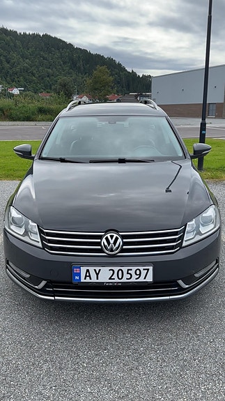 Volkswagen Passat 6 of 22