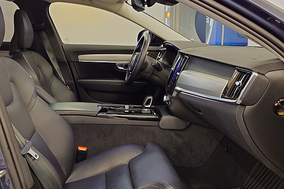 Volvo V90 5 of 10