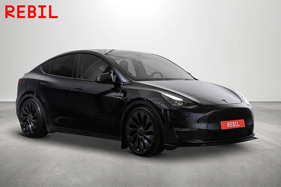 Tesla Model Y 4 of 28