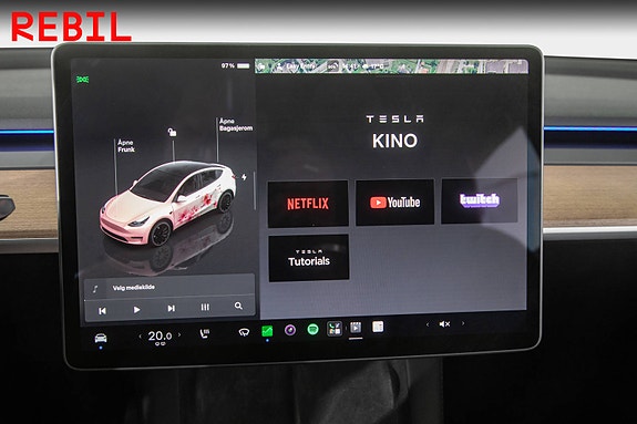 Tesla Model Y 19 of 28