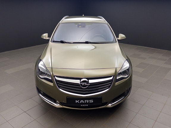 Opel Insignia 4 of 30