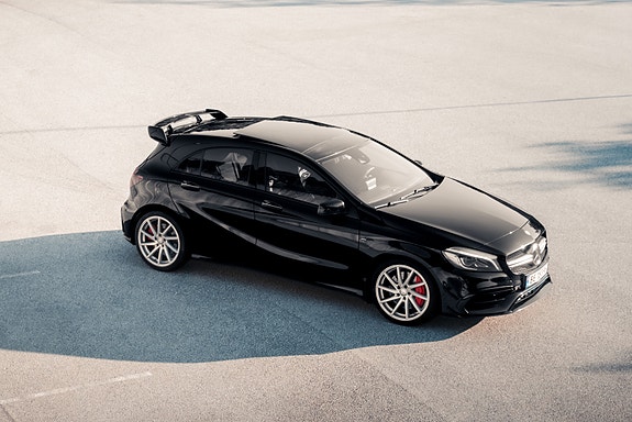 Mercedes-Benz A45 3 of 29