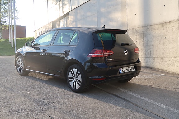 Volkswagen e-Golf VII 5 of 13