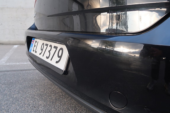 Volkswagen e-Golf VII 7 of 13