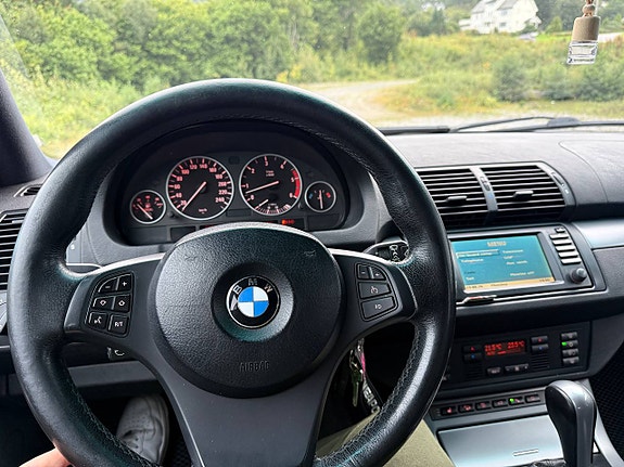BMW X5 22 of 30
