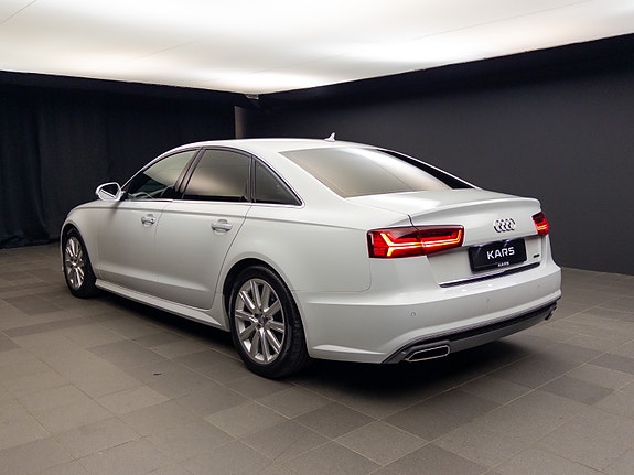 Audi A6 25 of 30