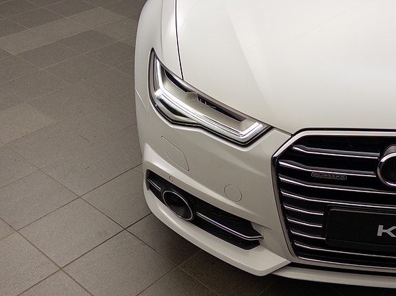 Audi A6 15 of 30