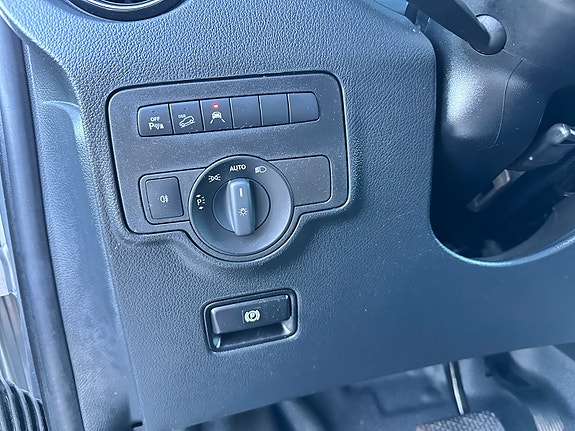 Mercedes-Benz Vito 119 16 of 23