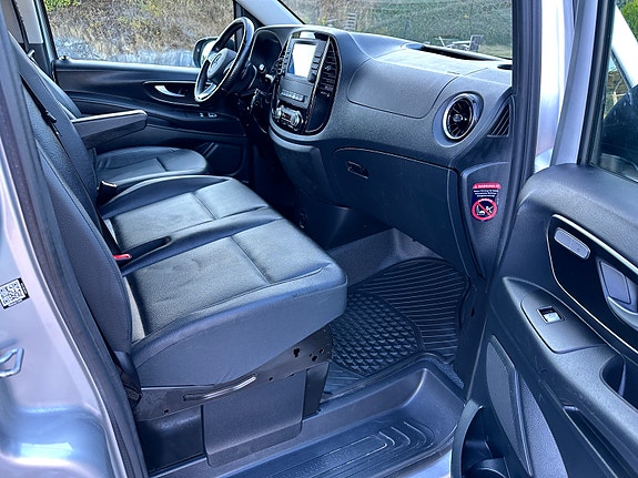 Mercedes-Benz Vito 119 12 of 23