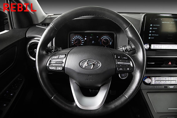 Hyundai Kona 12 of 28