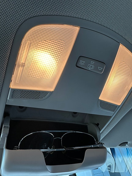 Hyundai IONIQ 23 of 30