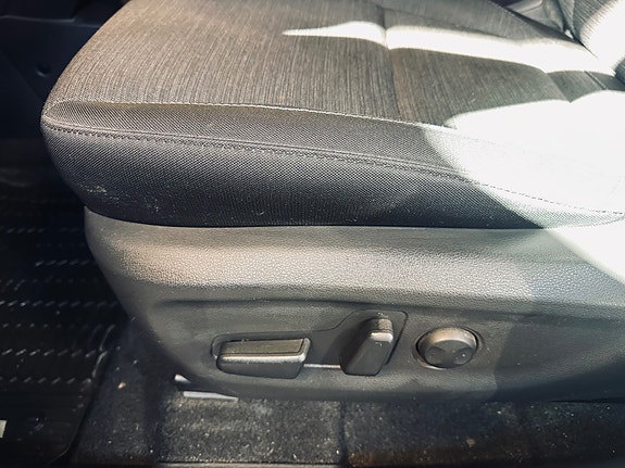 Hyundai Kona 18 of 30
