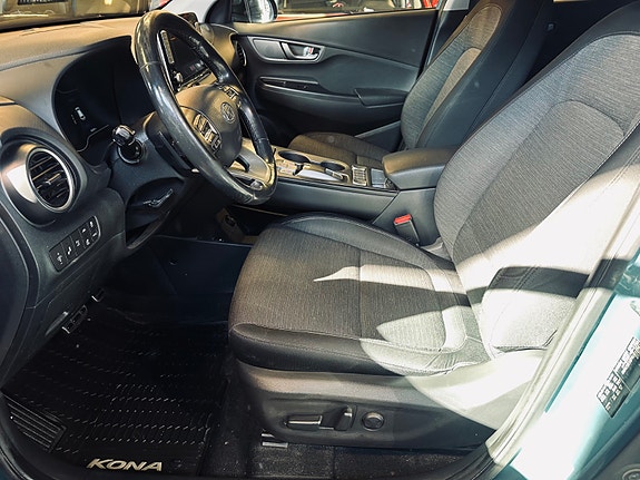 Hyundai Kona 15 of 30