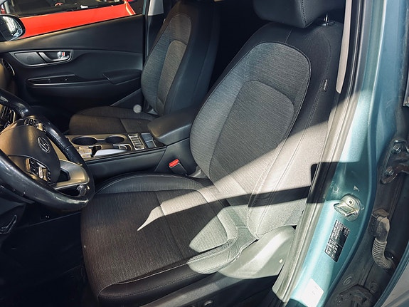 Hyundai Kona 16 of 30