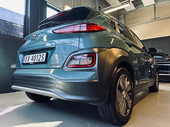 Hyundai Kona 11 of 30