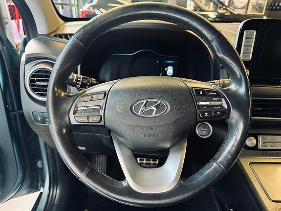 Hyundai Kona 21 of 30