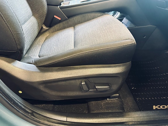 Hyundai Kona 19 of 30