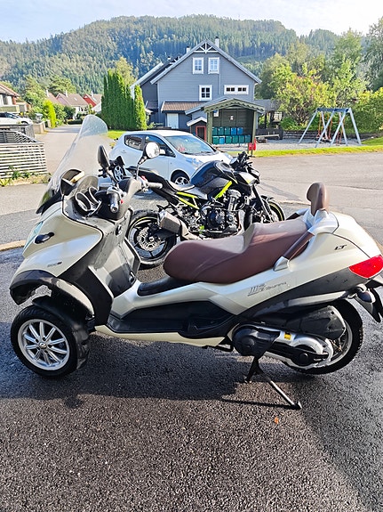 Piaggio MP3 500 LT 4 of 8