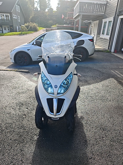 Piaggio MP3 500 LT 8 of 8